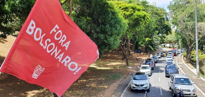 Carreata Fora Bolsonaro toma as ruas de Salvador