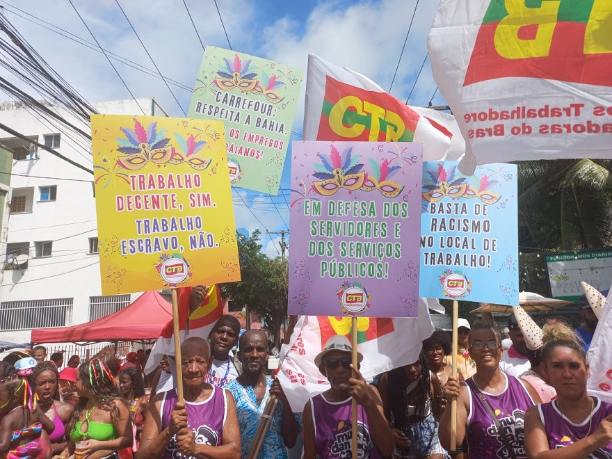 Energia da CTB e dos sindicatos na avenida reforçam a Mudança em Salvador