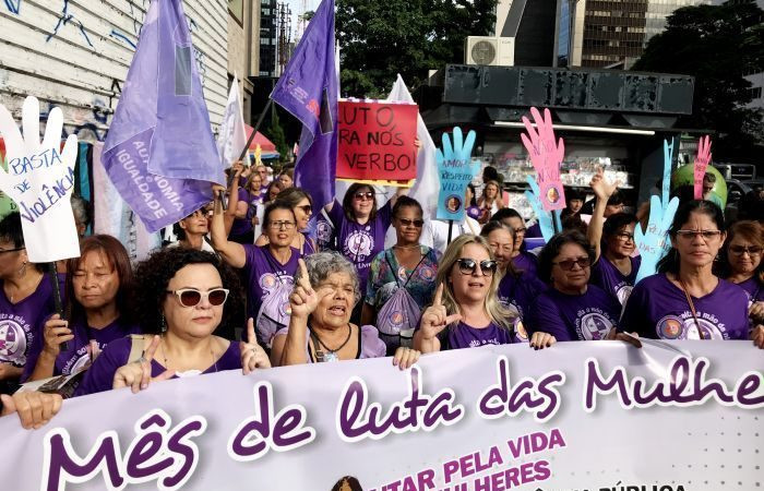 No 8 de março, mulheres vão às ruas por justiça, democracia e contra Bolsonaro
