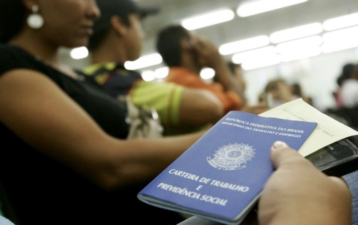 Contingente de mulheres fora da força de trabalho cresceu 8,6 milhões na crise, segundo o Dieese