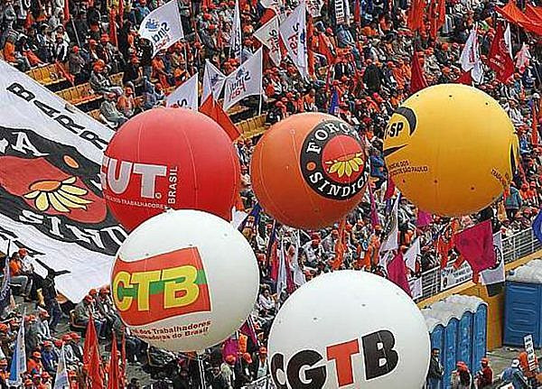 Nota das centrais sindicais – O trabalhador não pode pagar pela crise