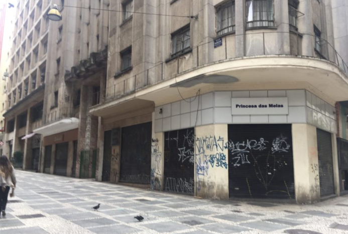 Ao contrário de Bolsonaro, 76% da população é a favor do isolamento