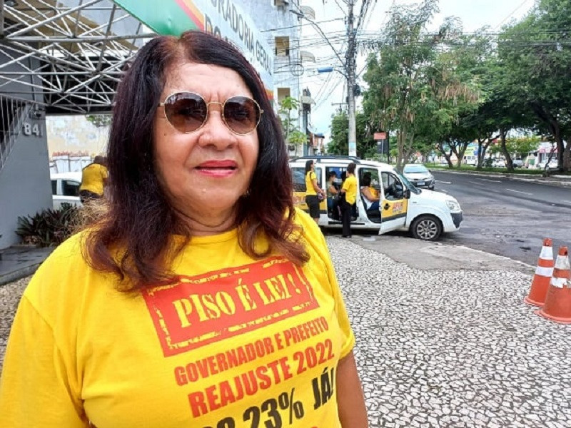 CTB Bahia solidária com professora Marlede Oliveira e APLB de Feira