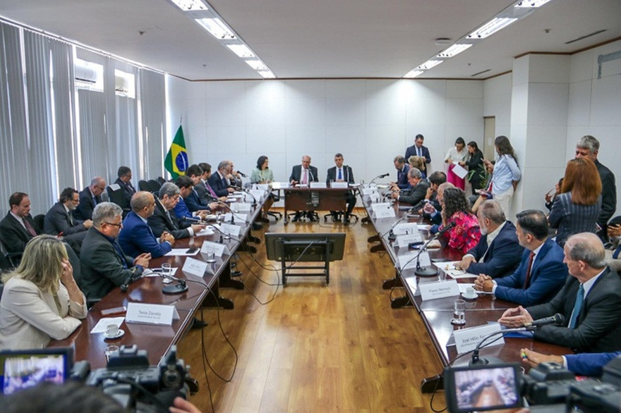 Centrais apresentam propostas para guerra comercial e proteção do emprego