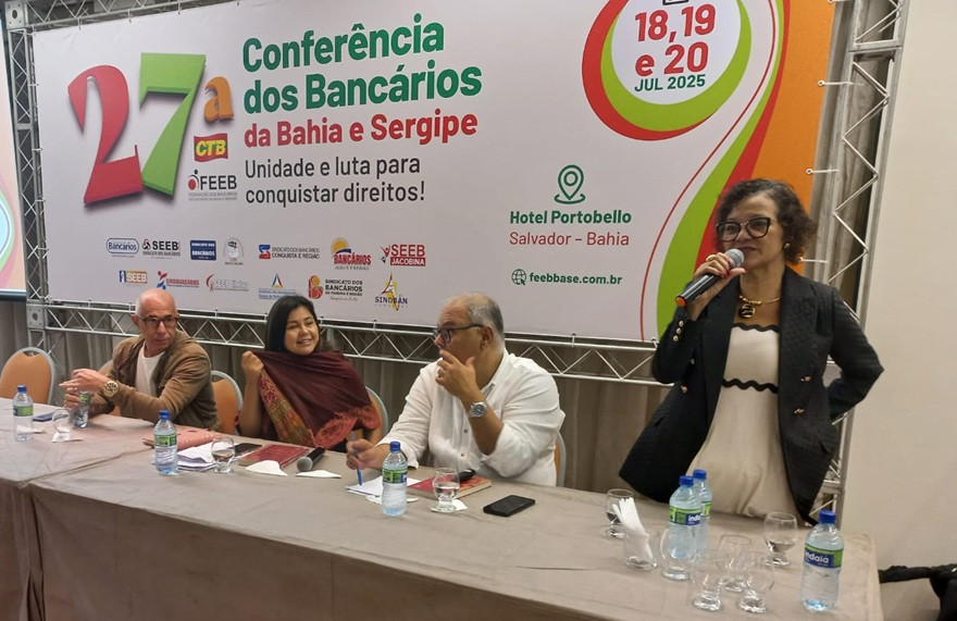 Federação dos Bancários realiza conferência e CTB destaca força da categoria na luta