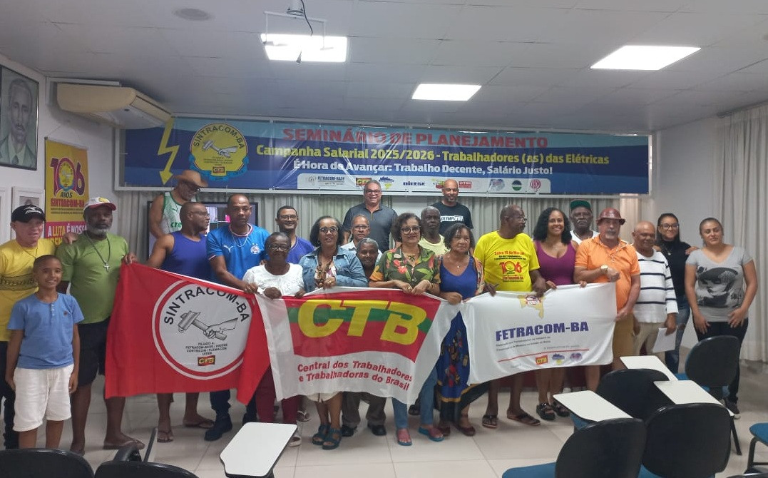 SINTRACOM-BA planeja campanha salarial com CTB presente
