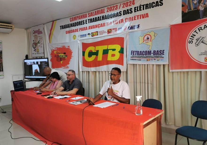 SINTRACOM  realiza seminário de campanha e CTB Bahia reafirma apoio à categoria