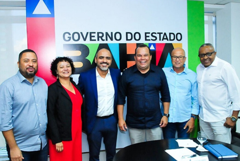 Centrais debatem emprego e renda com vice-governador