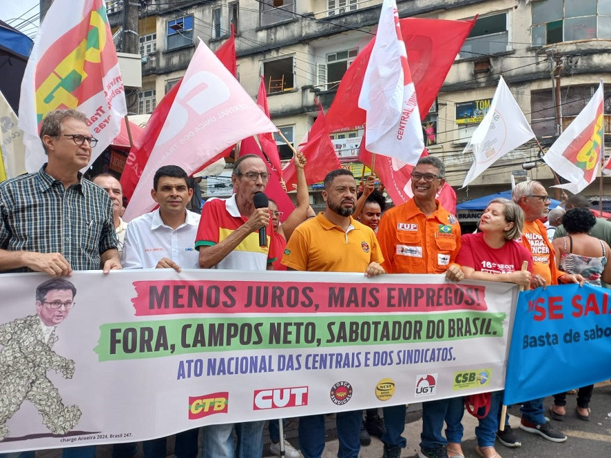 CTB e sindicatos protestam contra juros altos e pedem saída de Campos Neto do BC