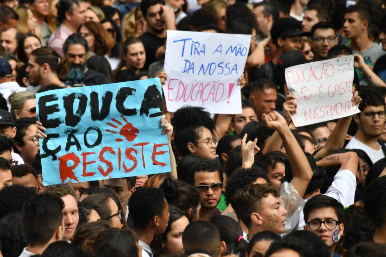 11 de agosto: a juventude quer estudar, trabalhar e viver com liberdade