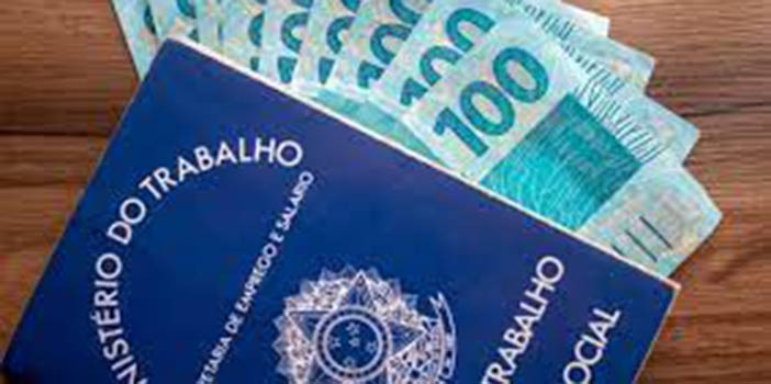 Em recorde, 30 milhões de pessoas recebem até um salário mínimo no Brasil