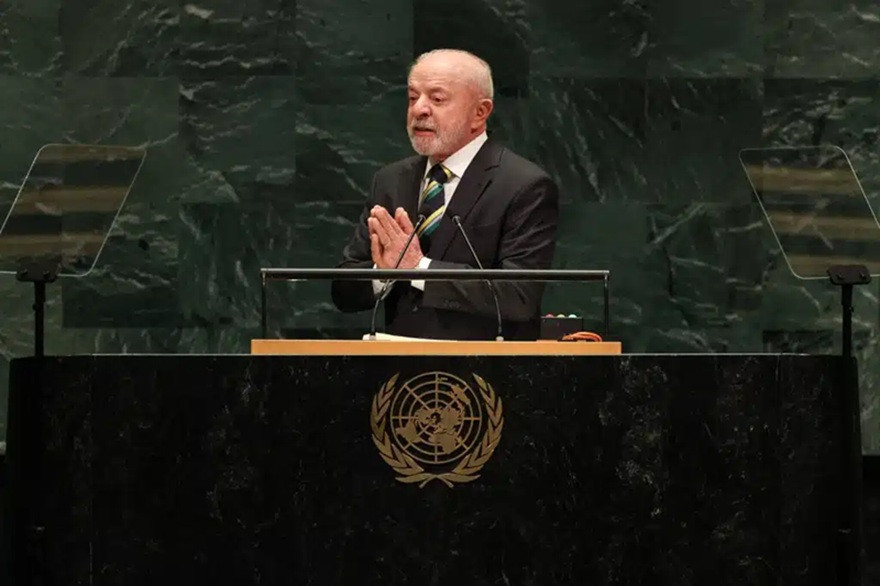“Brasil não cabe no quintal de ninguém”, diz Lula na assembleia da ONU