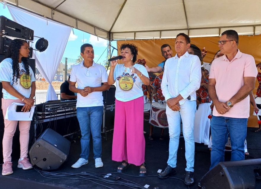 Comerciários de Salvador celebram dia com supermercados e lojas fechados   