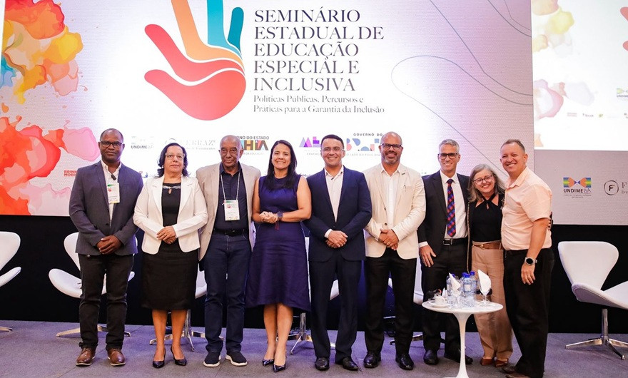 Rui Oliveira debate políticas e práticas pedagógicas de inclusão escolar