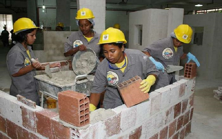 Mulheres e a construção civil