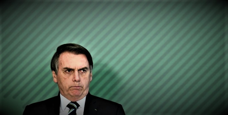 Bolsonaro não é a Constituição, é o golpismo