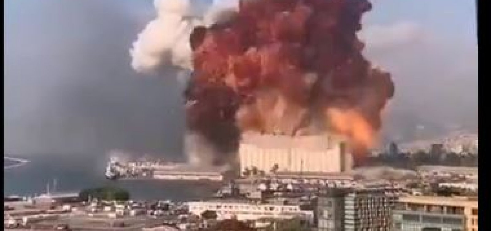 Explosão em Beirute: ‘Inaceitável’ – 3 mil toneladas de fertilizante explosivo