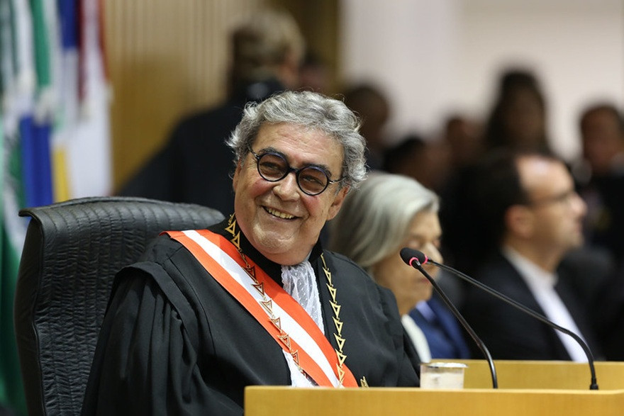 Presidente do TST defende regulamentação rápida do trabalho por aplicativo