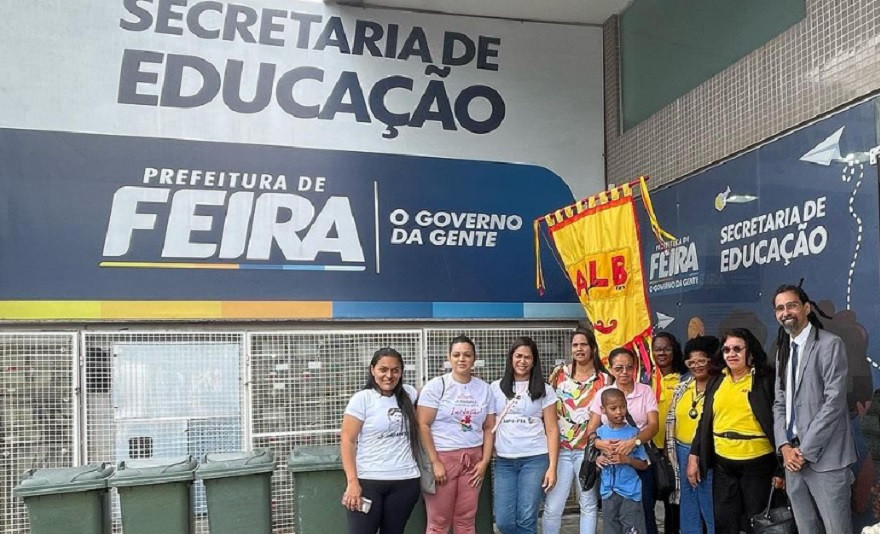 APLB Feira de Santana reforça luta de mães de alunos autistas