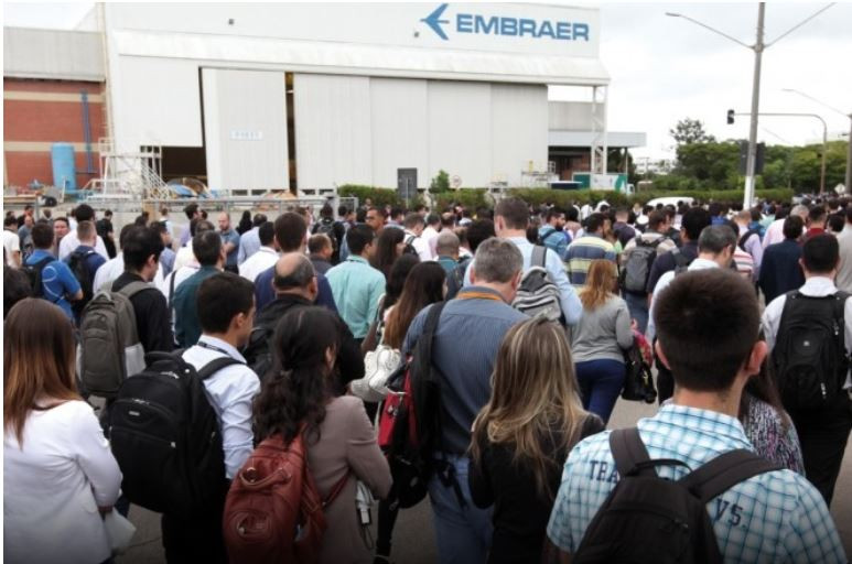 Centrais Sindicais querem anulação das demissões na Embraer