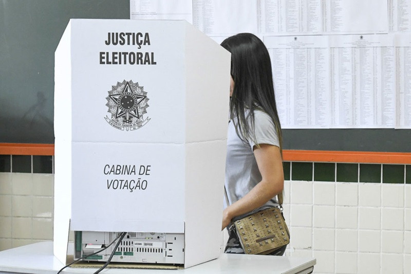 Mulheres candidatas são minoria e recebem menos recursos nas eleições