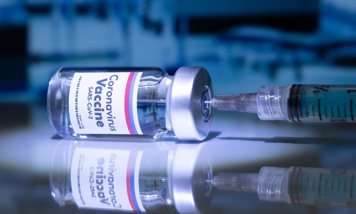 Vacina da Moderna tem 94.5% de eficácia na proteção contra Covid-19, diz empresa