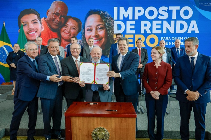 Lula sanciona lei da isenção de Imposto de Renda até R$ 5 mil